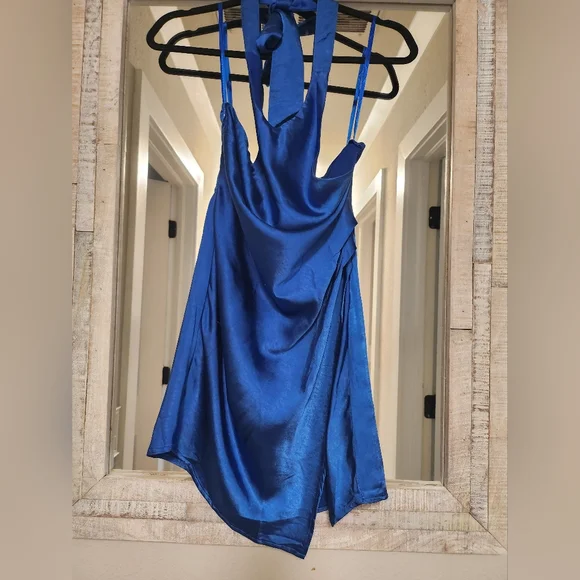 Selfie Leslie Sonoma Halterneck Faux Wrap Twist Back Mini Dress Navy - Picture 6 of 11